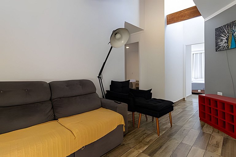 Casa Capri: 3 Suítes e Lazer ao Lado da Praia