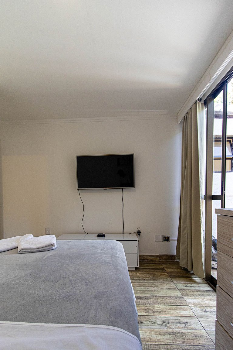 Casa Capri: 3 Suítes e Lazer ao Lado da Praia
